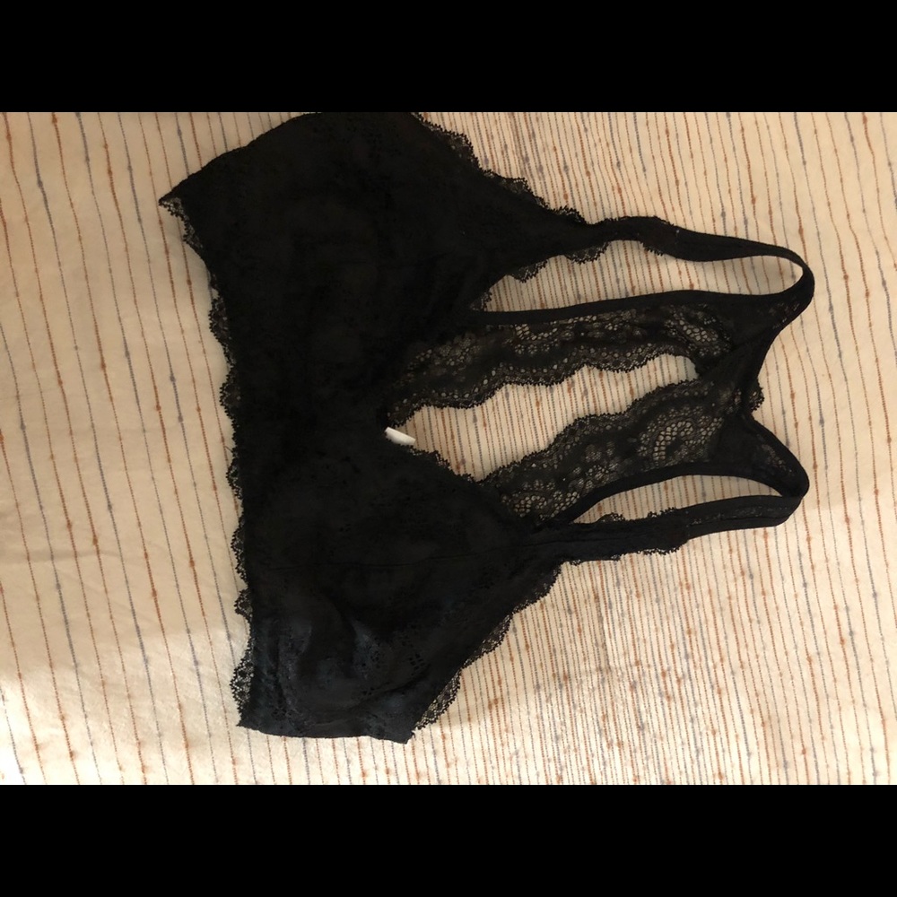 Bralettes - Picture 4 of 7